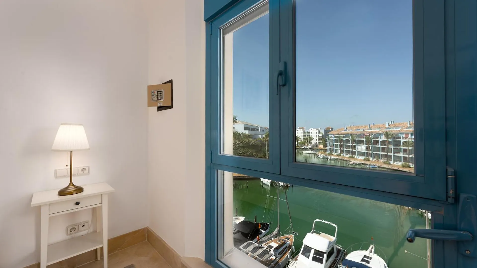 Marina Views Sotogrande Appartement 0*,